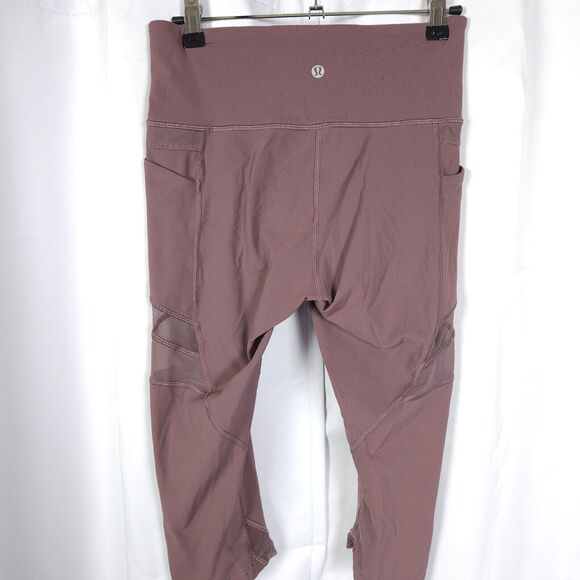 Lululemon Womens 6 Burgundy Mesh In Motion Crop Yoga Capri Leggings - Picture 2 of 8